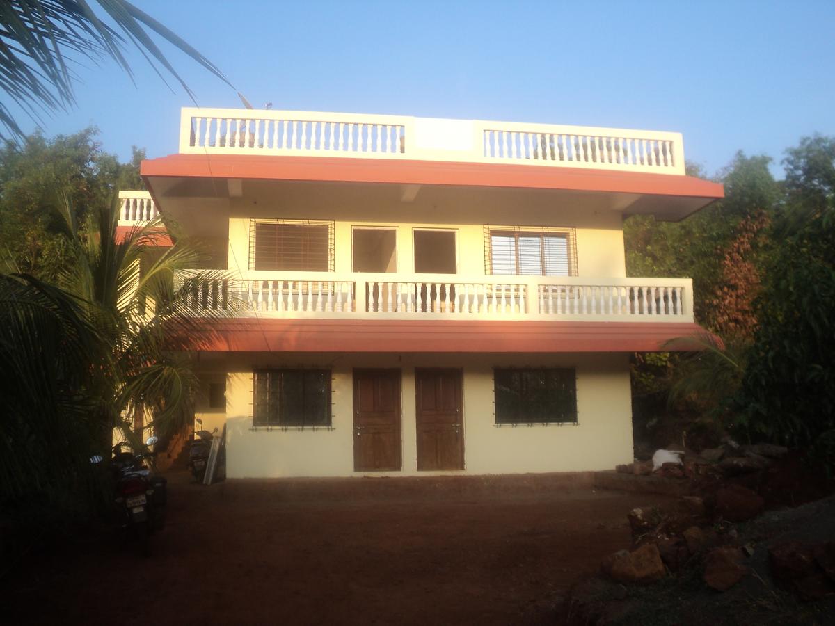 Sagreshwar Beach Cottage - Tap to explore photos