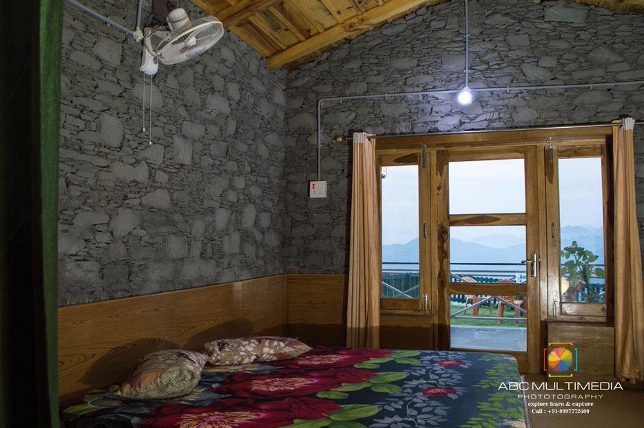 Him View Holiday Home (Family Cottage) - Tap to explore photos