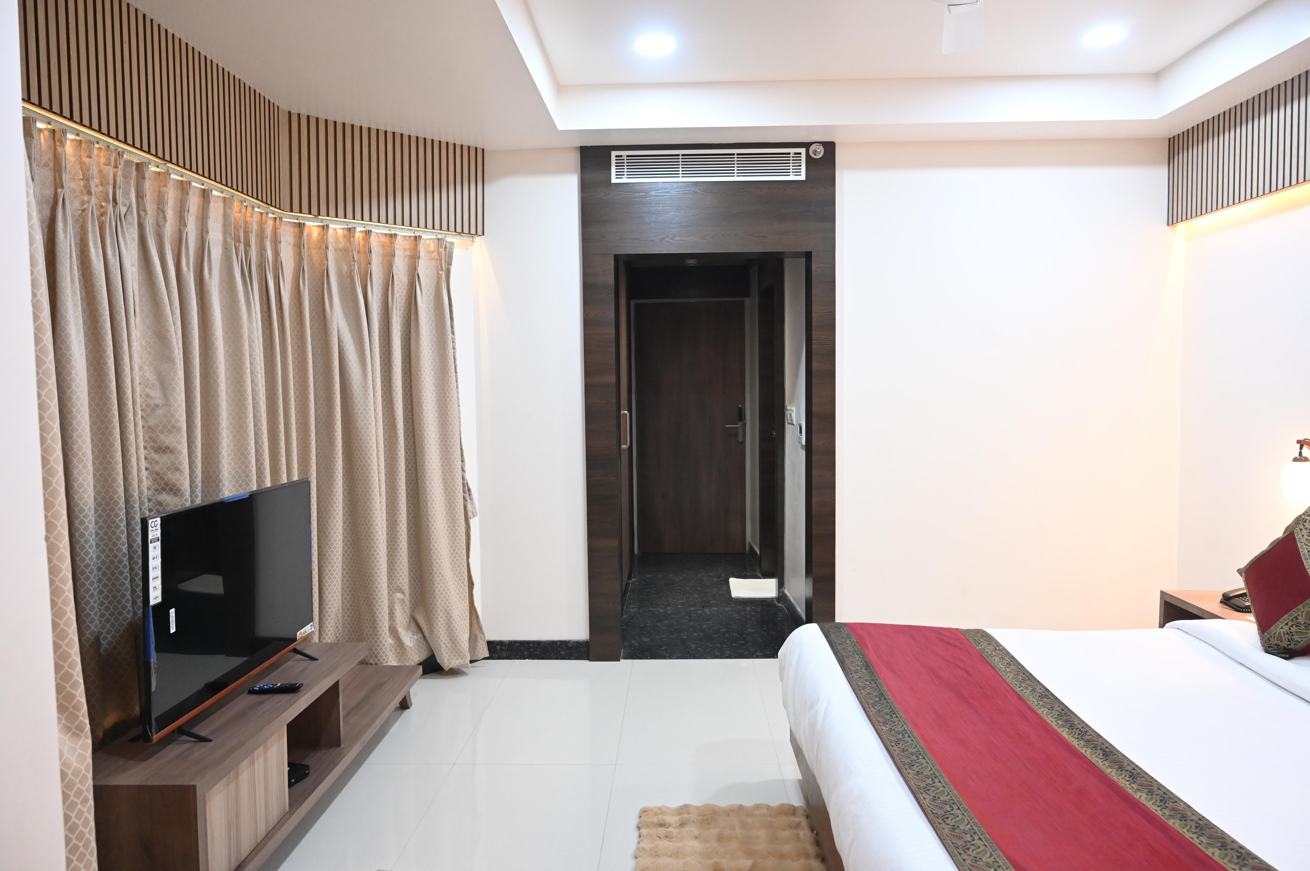 Hotel Sainik Grand - Tap to explore photos