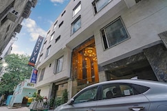 Staybook Hotel Nitya Maharani, Delhi