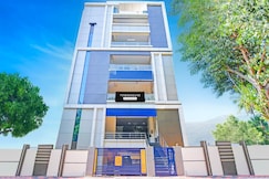 Super Townhouse Dwarakanagar Near Gurudwara, Visakhapatnam