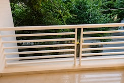 Homlee White House 3BHK Parking Max Hospital Saket, Delhi