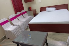 Hotel Ramcharan, Lakhisarai