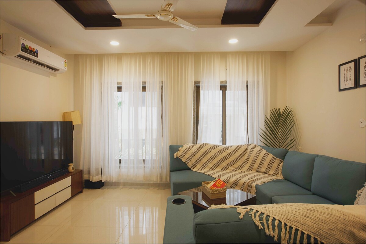 Villa Zorba Blissfull 3BR villa in Candolim by Earthyrooms - Tap to explore photos