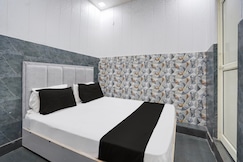 HOTEL O KING PLACE, Loni