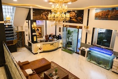 Hotel PLC Grand Varanasi, Varanasi