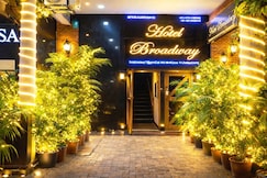 Hotel Broadway, Chandigarh