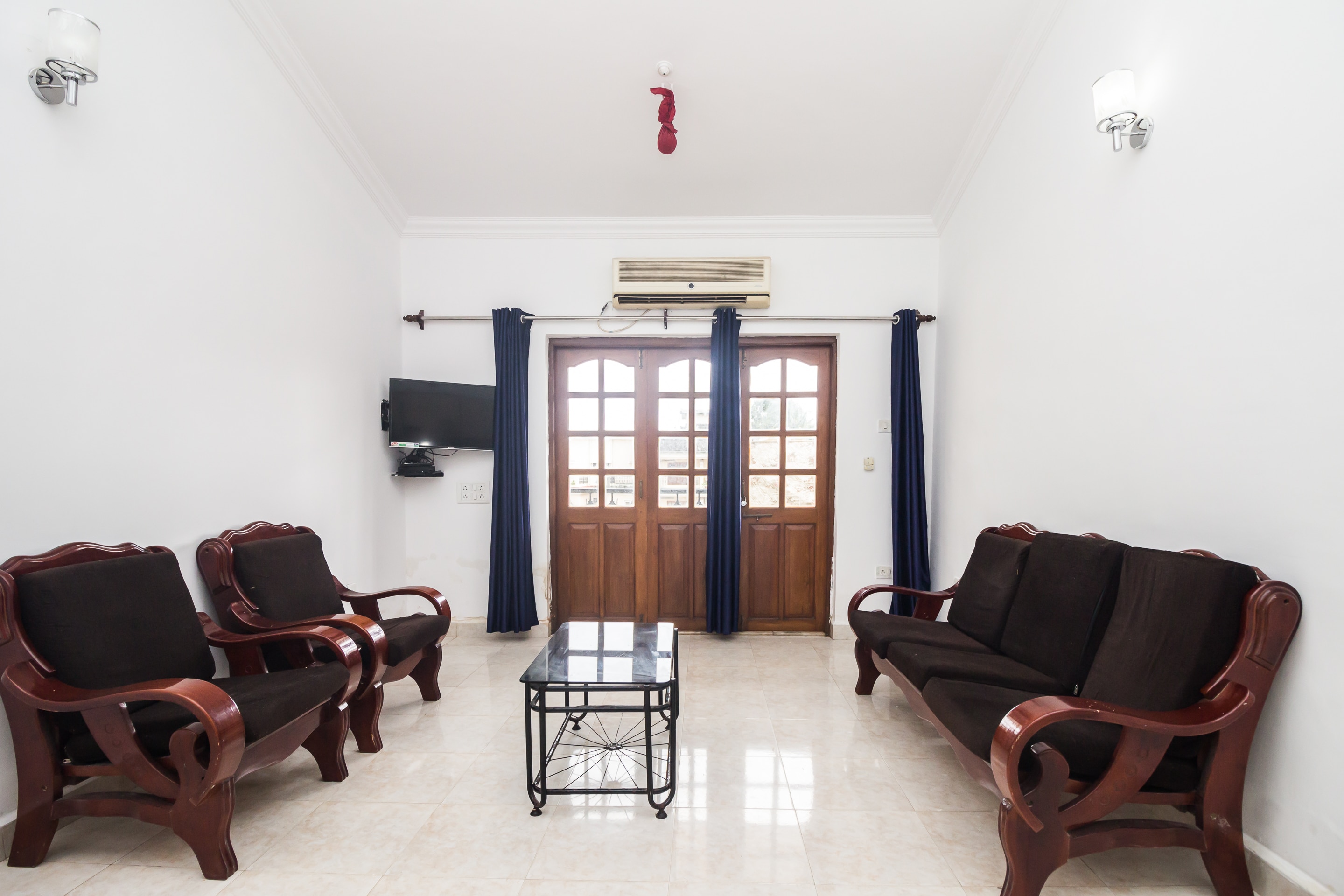 2bhk family apartment near calangute beach - Tap to explore photos