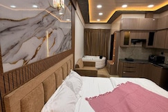 Jacuzzi 1BHK Suite By Cayetana | Near Railway St., Jaipur