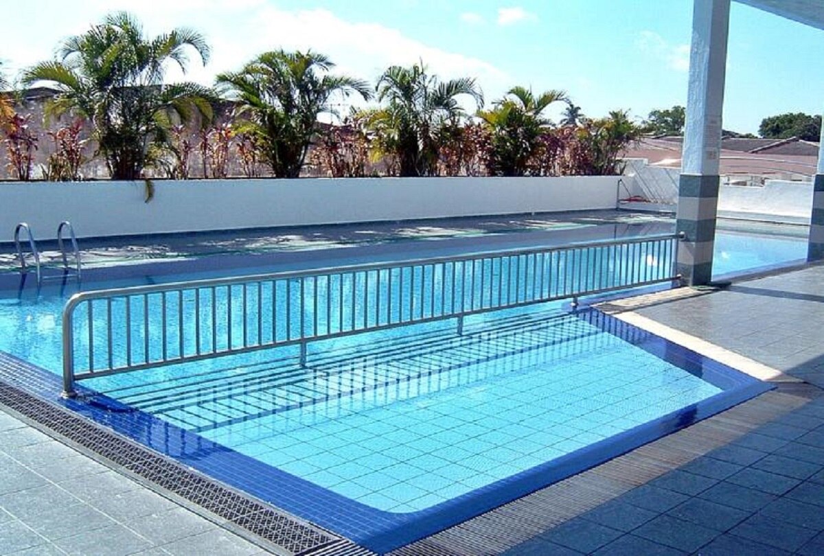 Sun Inns Hotel Sitiawan - Tap to explore photos