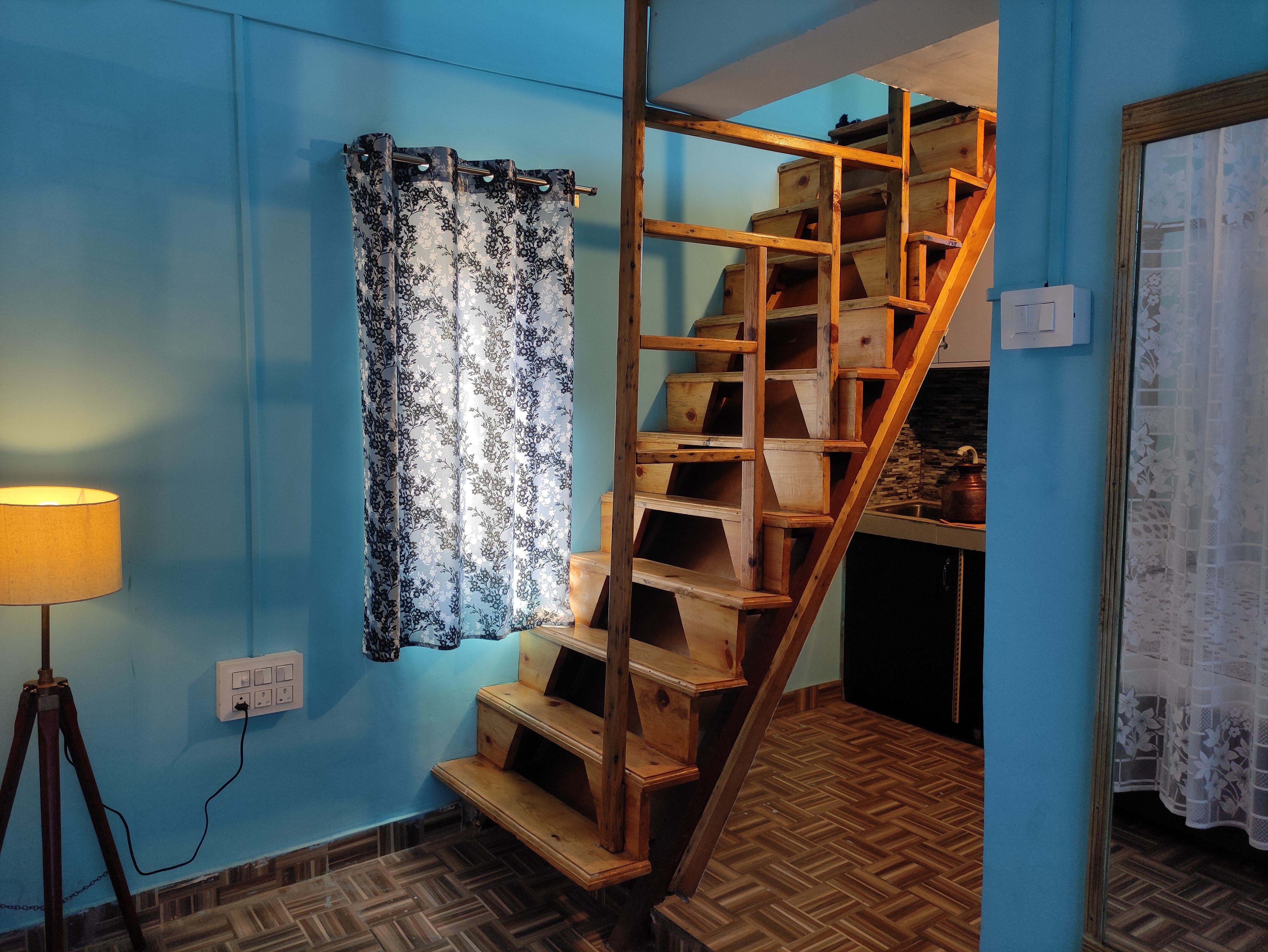 British homestay - Tap to explore photos