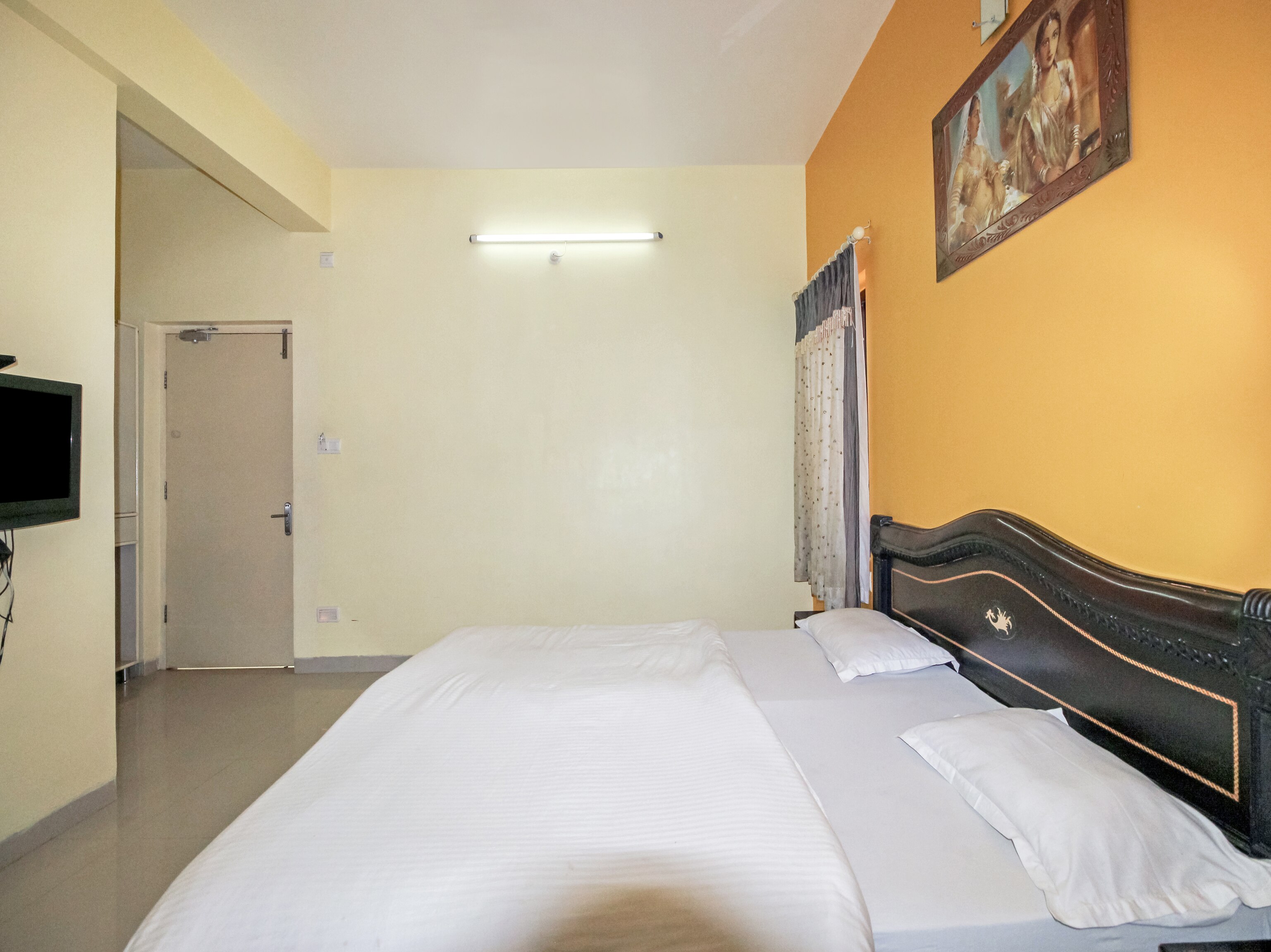 Aidana Home Stay - Tap to explore photos
