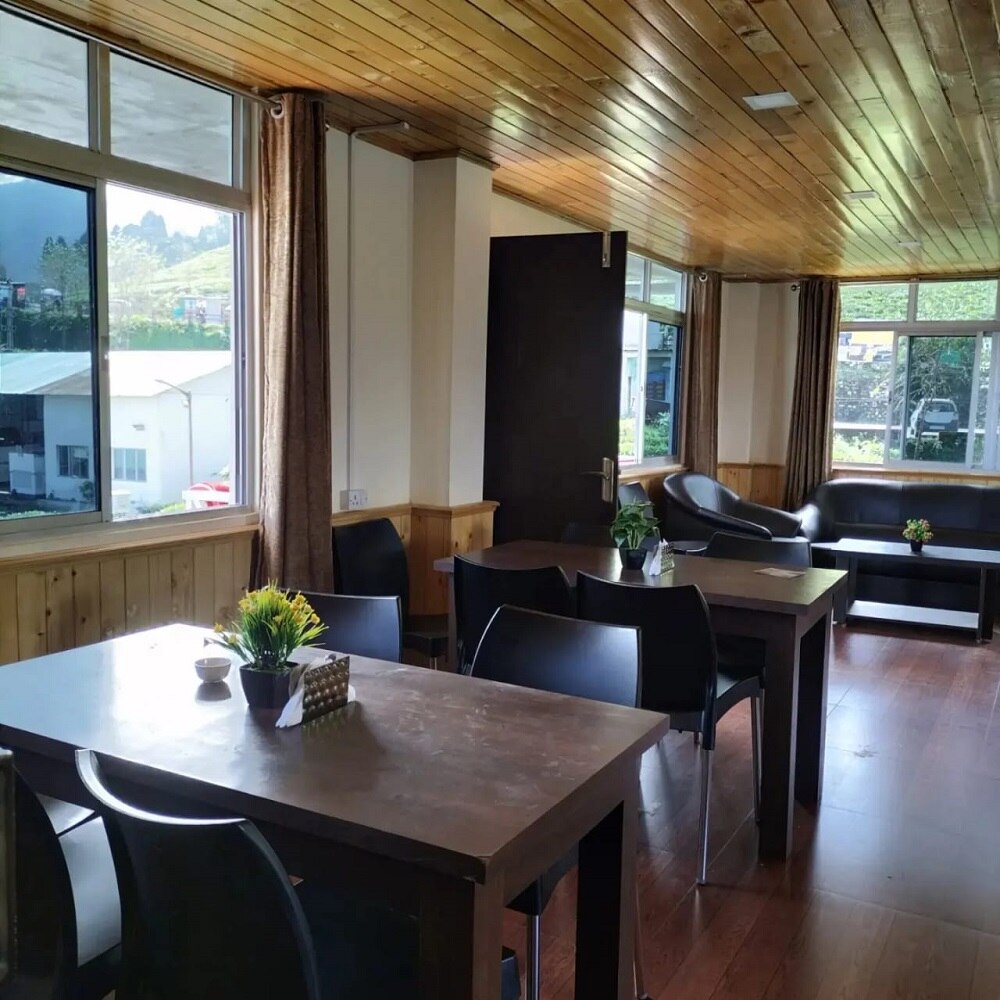 SAY Anita's Temi Guest House - Tap to explore photos
