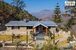 StayVista at Juneo Orchards, Kufri