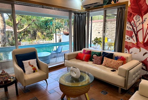 4 BHK Tropical Villa