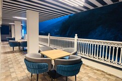 Hotel River bend, Dehradun