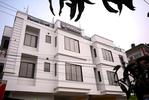 Antares Group Luxe Apartment | 5Min From Apollo Hospital 