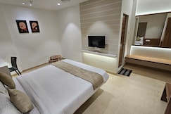 Hotel Veesons Executive, Solapur