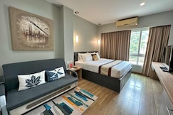 iCheck inn Gems Center Silom, Bangkok