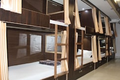 Paradise AC Dormitory, Bareilly