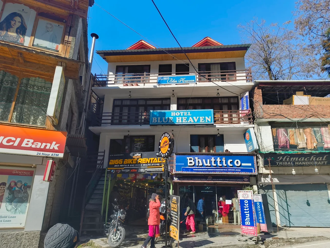Hotel Blue Heaven Manali  50 Meters from Mall Road, Manali