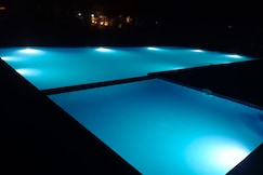 van vihar resort, Mandla