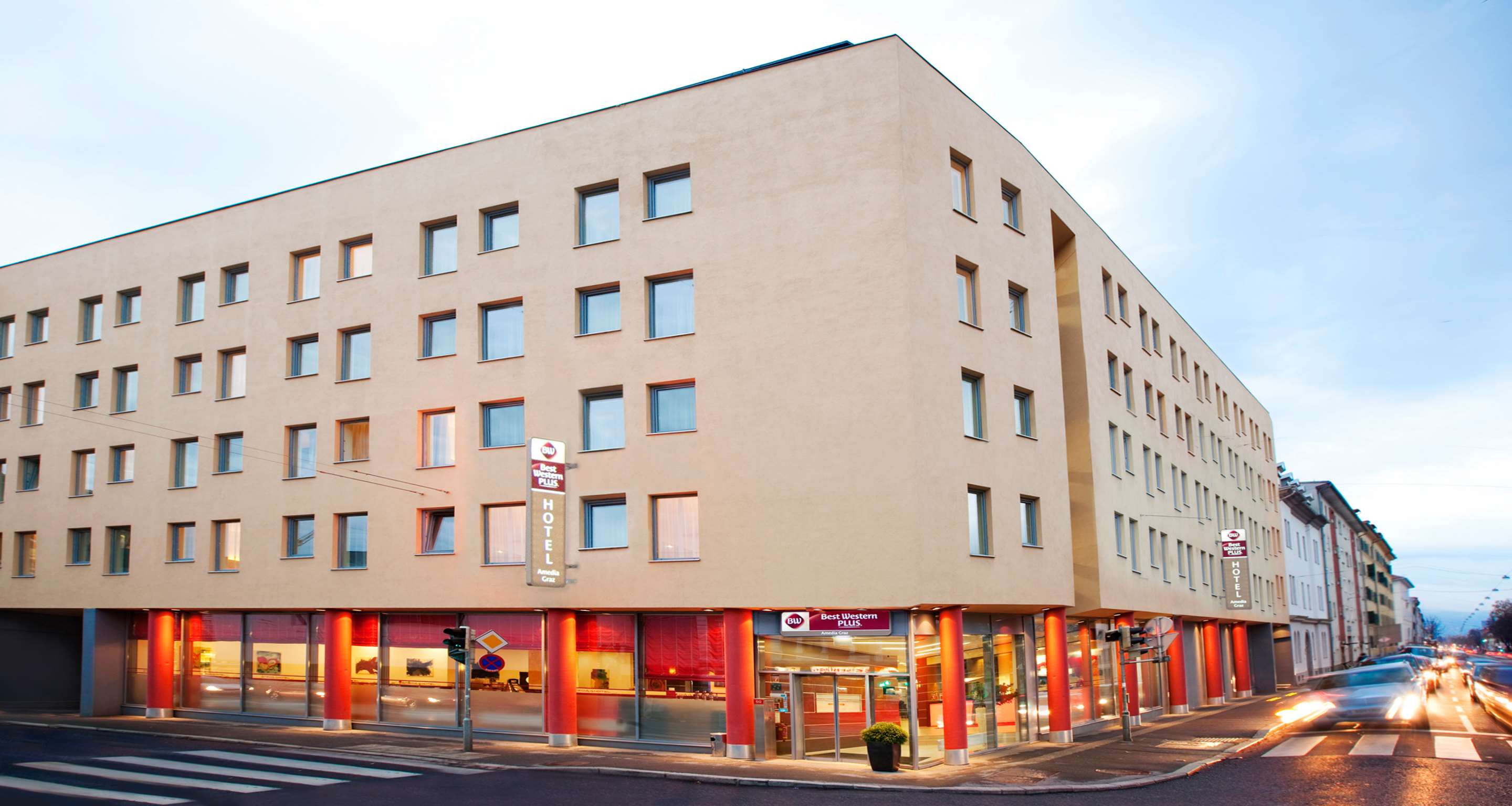 Best Western Plus Plaza Hotel Graz - Tap to explore photos