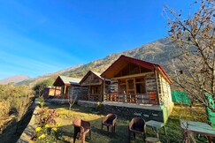 Cliff Haven Tirthan Homestay, Banjar