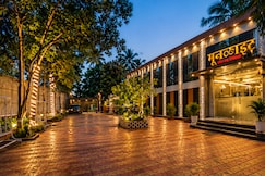 Hotel Moon Lite Marve, Mumbai