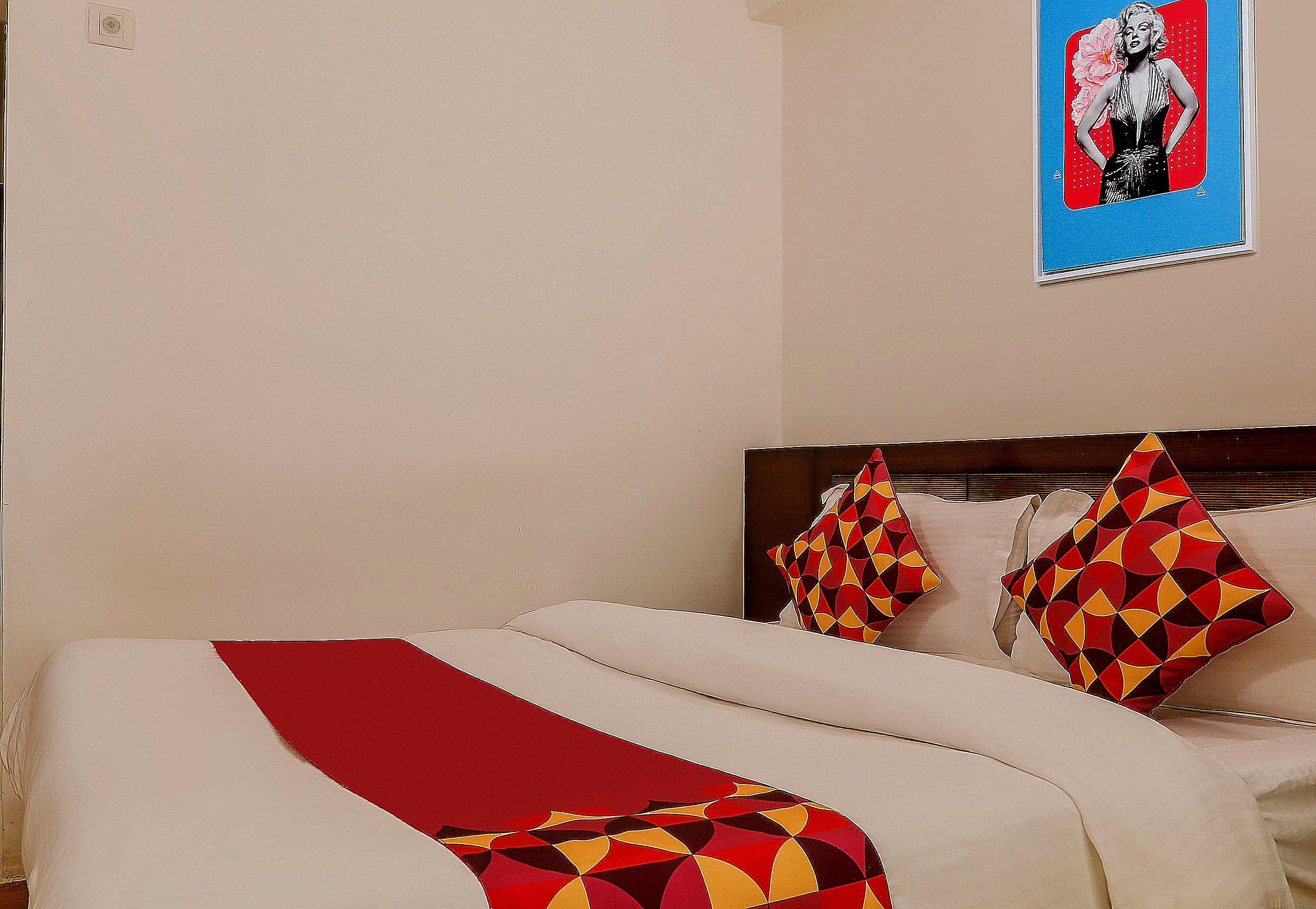 Hotel O Sky Hotel Near INOX Gurgaon Dreamz - Tap to explore photos