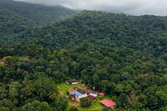 Private estate -Waterfall - Heritage home - Coorg, Coorg