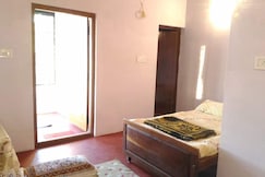 Areca  bivouacking, Coorg