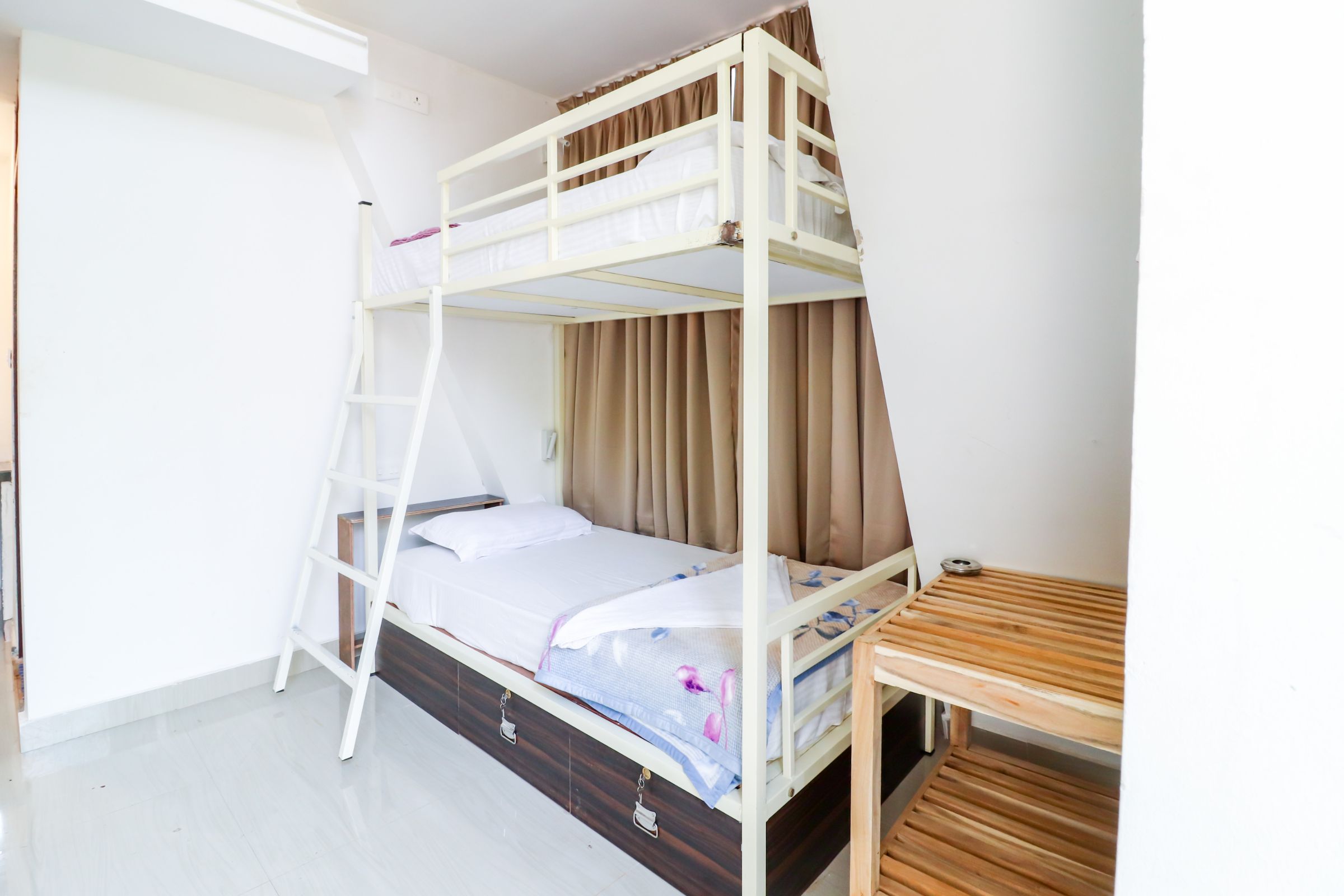 Xoxo Hostel Goa Hostel Price, Address & Reviews