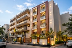Hotel Mint Grand - A Smart Stay Near Yashobhoomi, Delhi