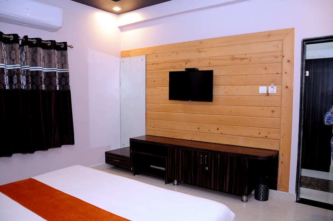 Hotel A Star Sasangir - Tap to explore photos