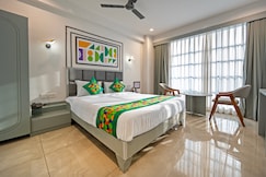 Treebo Arizona, Gandhinagar