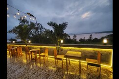 Aroma valley resort and camping, Trimbak