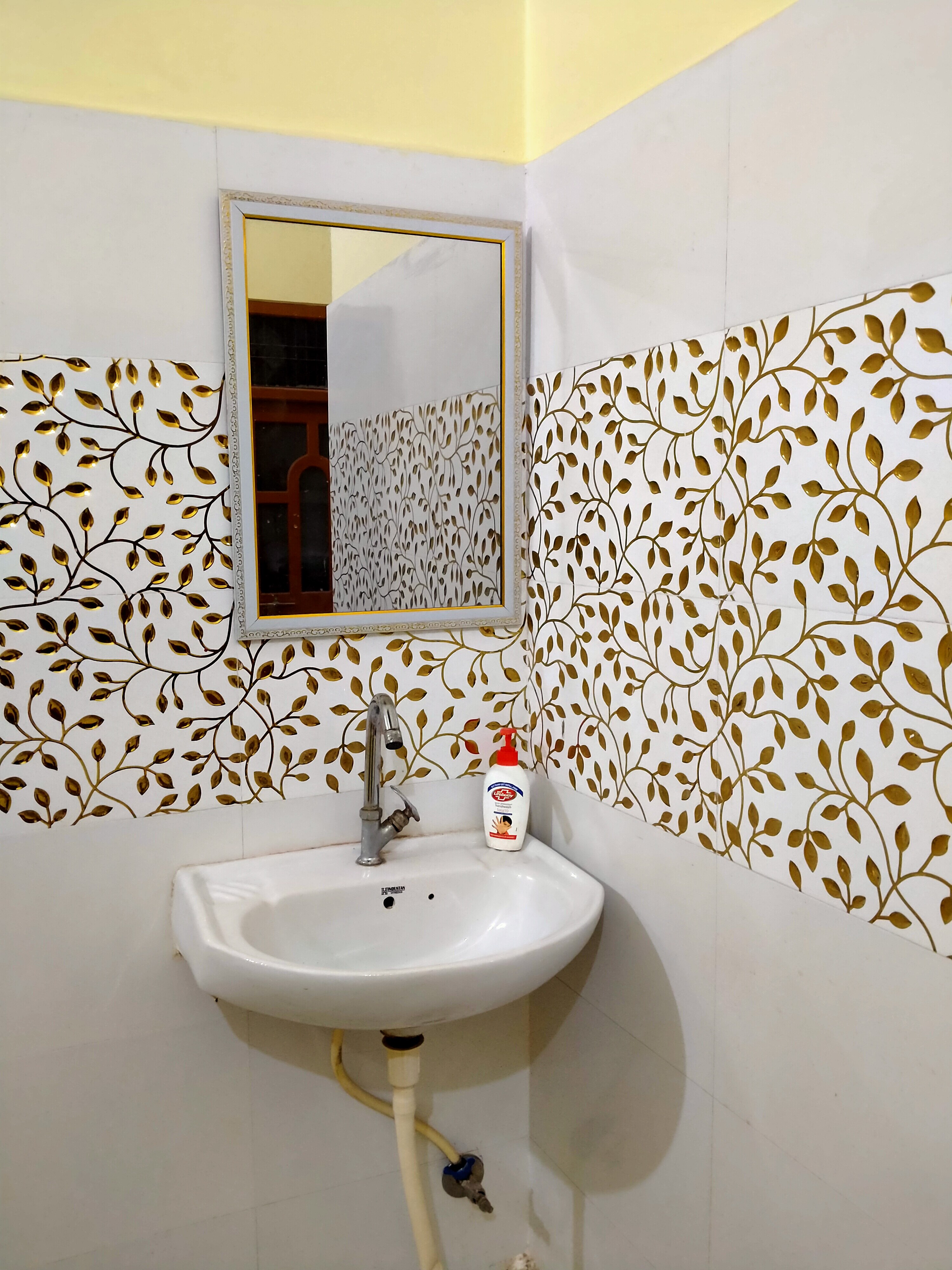 Divya Aashray Homestay - Tap to explore photos