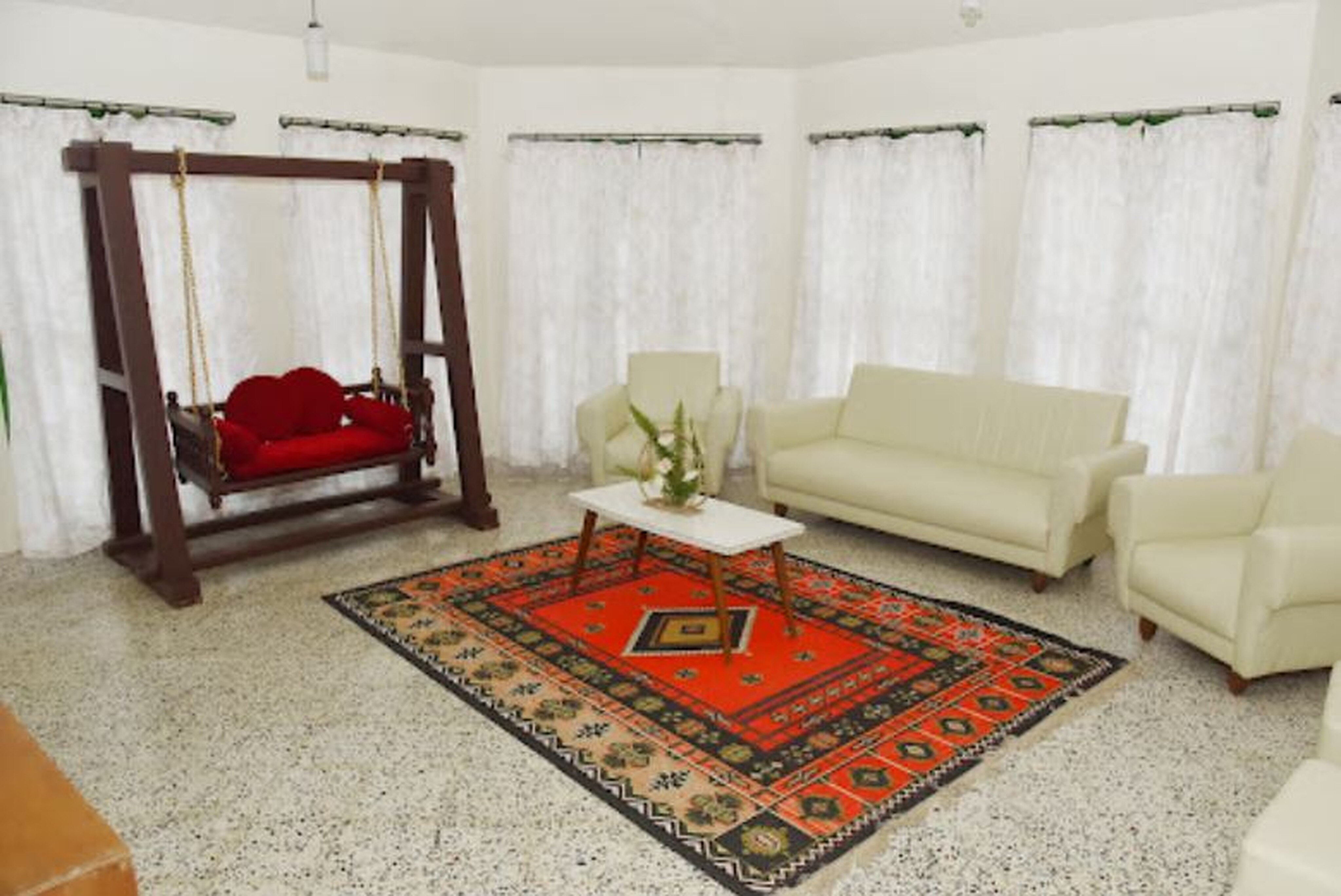 Hill Top Homestay - Tap to explore photos