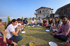 Apna Adda Homestay 3BR Umreila Talla By Homeyhuts, Lansdowne