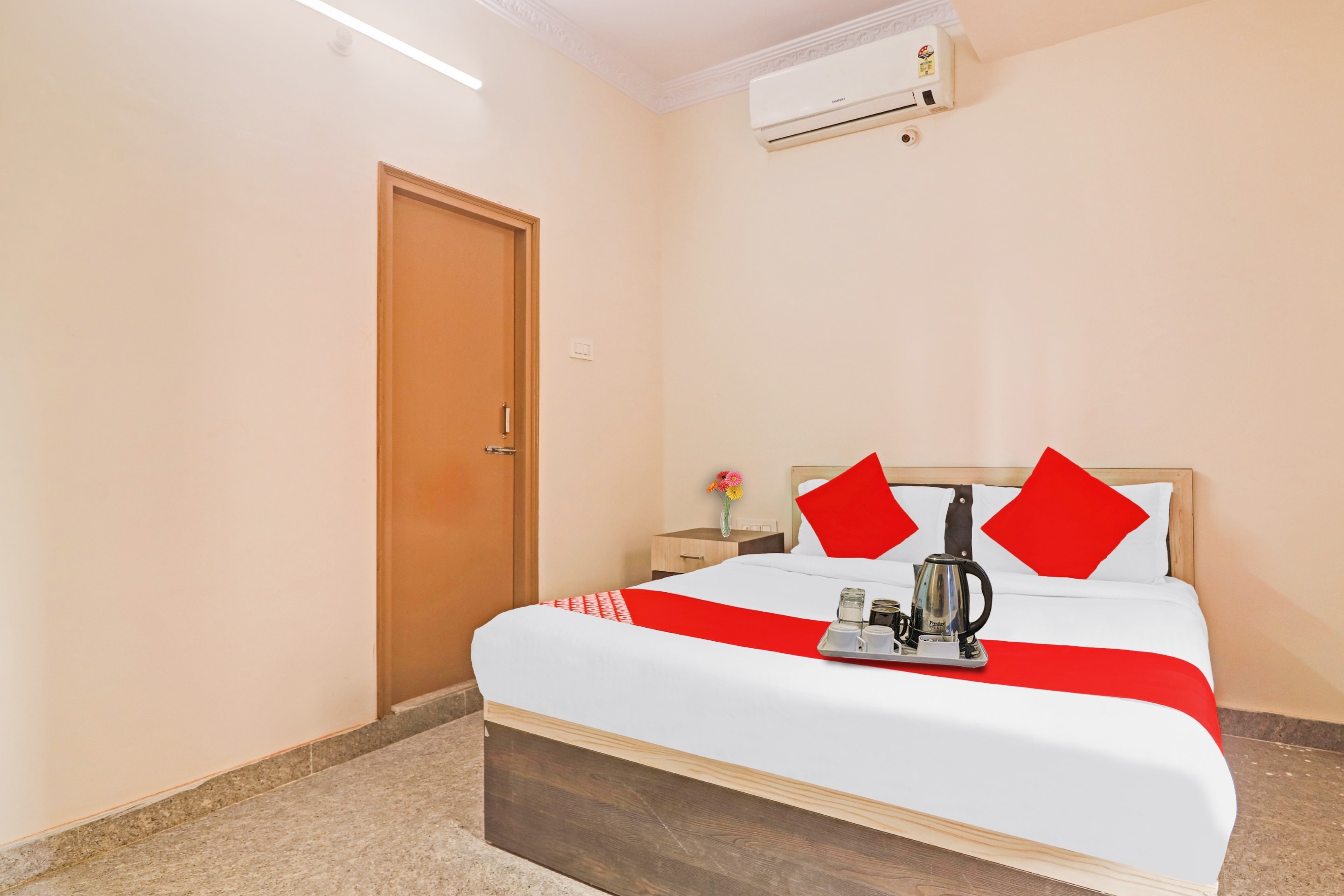 Hotel O Shamshabad Station Formerly Grand Vista Hotel - Tap to explore photos
