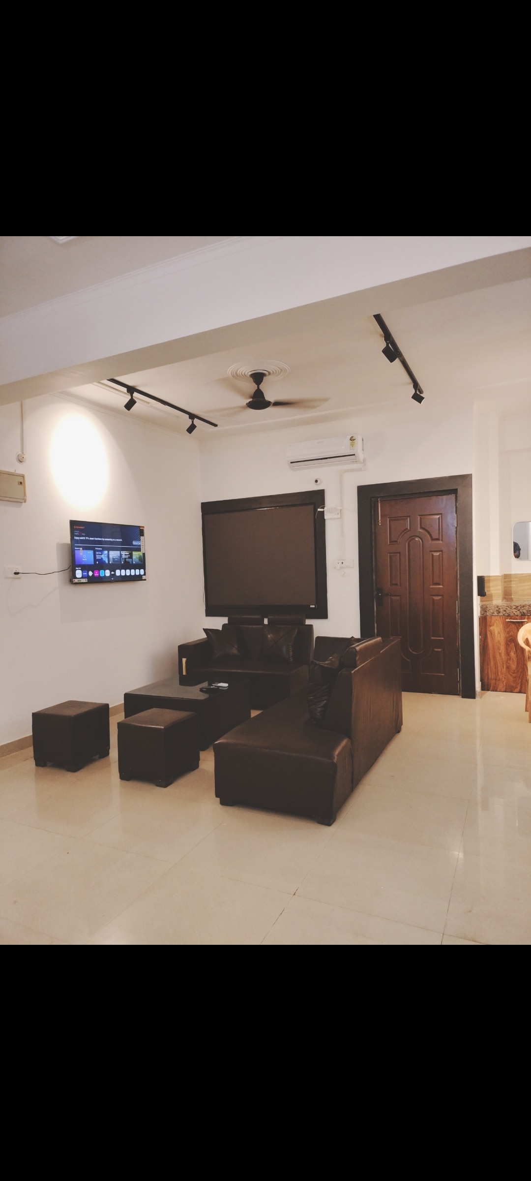 Aero Homestay B507 - Tap to explore photos