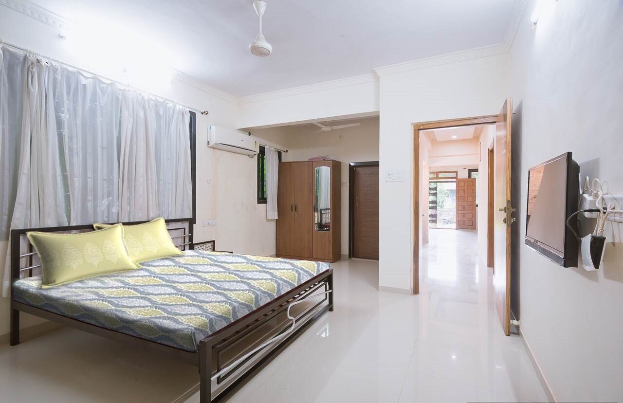 Shrikanchan Bungalow near Kolthare Beach - Tap to explore photos