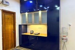 Eva White Town Studio Near Railway Station, Pondicherry