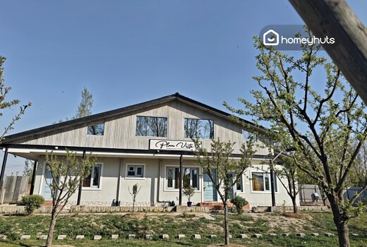 Plum Vista Farm Stay 5BR Free Bonfire & A La Carte Farm Meals By Homeyhuts