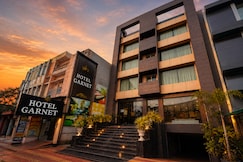 Hotel Garnet, Durg