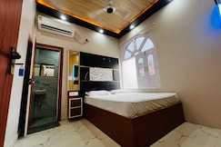 Hotel Kashika (2 minutes walking distance to Kashi vishwanath temple), Varanasi