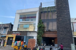 SR Castle Connect Hotels, Chennai