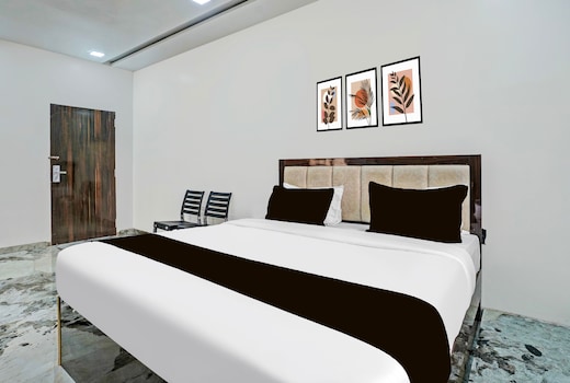 Super Hotel O Yash Residency