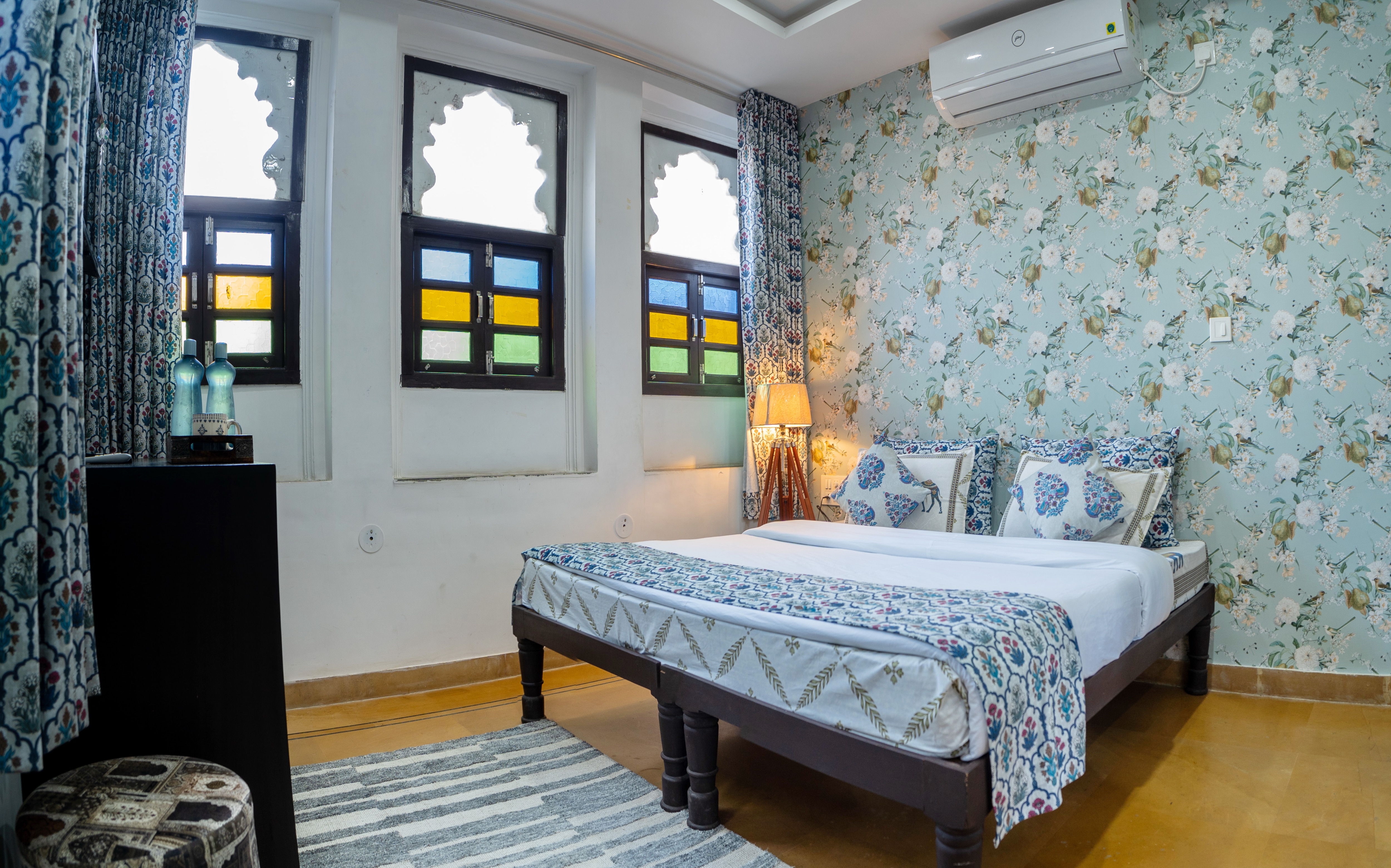 The Haveli Palace- 2BHK Luxury Apartment - Tap to explore photos